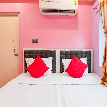Oyo Flagship Hotel Red Velvet Hugli-Chinsurah Exteriér fotografie