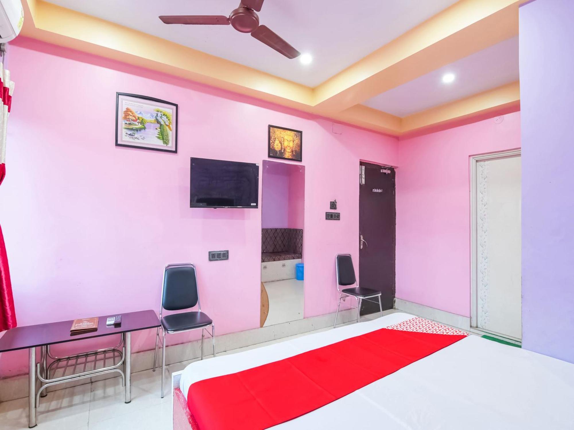 Oyo Flagship Hotel Red Velvet Hugli-Chinsurah Exteriér fotografie